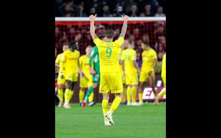 Emiliano Sala - Cristiano Ronaldo presta homenagem ao jogador argentino