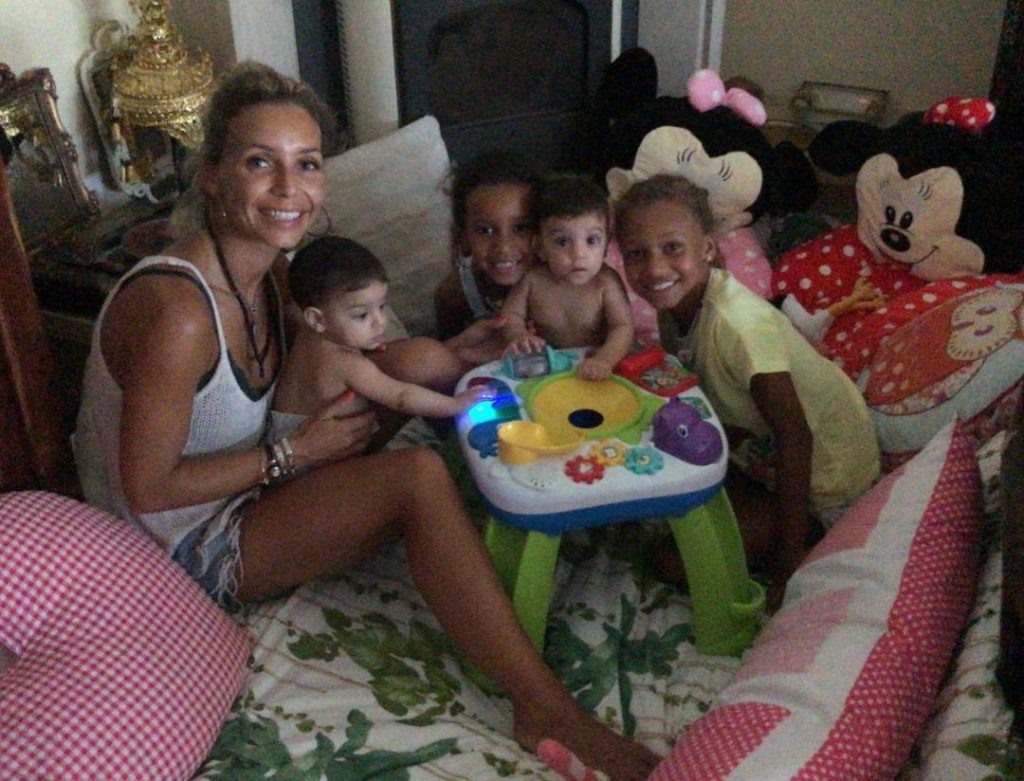 Luciana Abreu assinala aniversário de filha mais velha: "12 anos do melhor que há em mim"