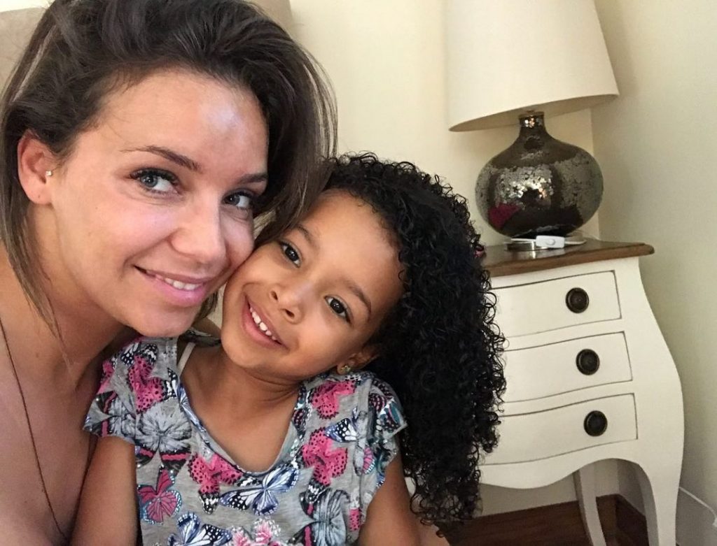 Luciana Abreu assinala aniversário de filha mais velha: "12 anos do melhor que há em mim"