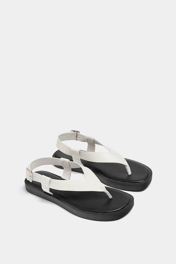 SANDÁLIA RASA URBANA - Pull & Bear - 29,99 €