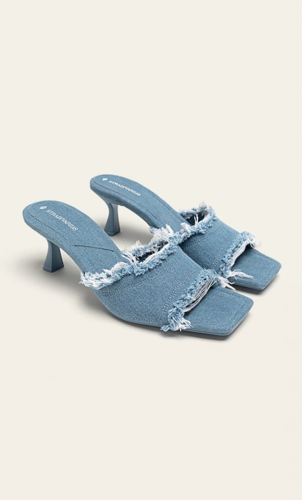 MULES COM TACÃO DE GANGA - Stradivarius - 35,99 €