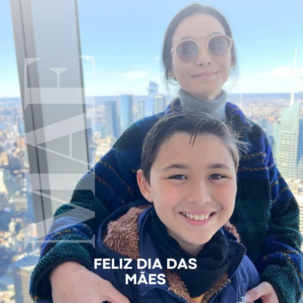 Max de Orleans e Bragança com a mãe